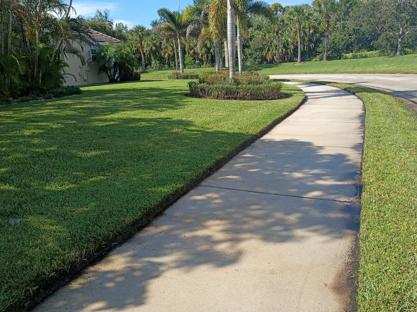 Recent landscaping project by Pelletier's Lawn Landscape Inc. — project photo 8